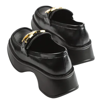 Chunky Loafer-Black